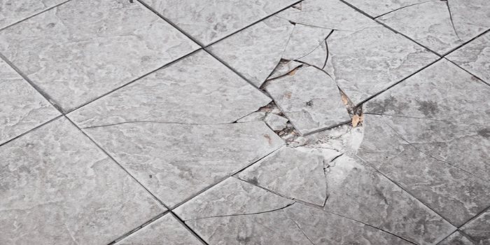 Cracks in tile